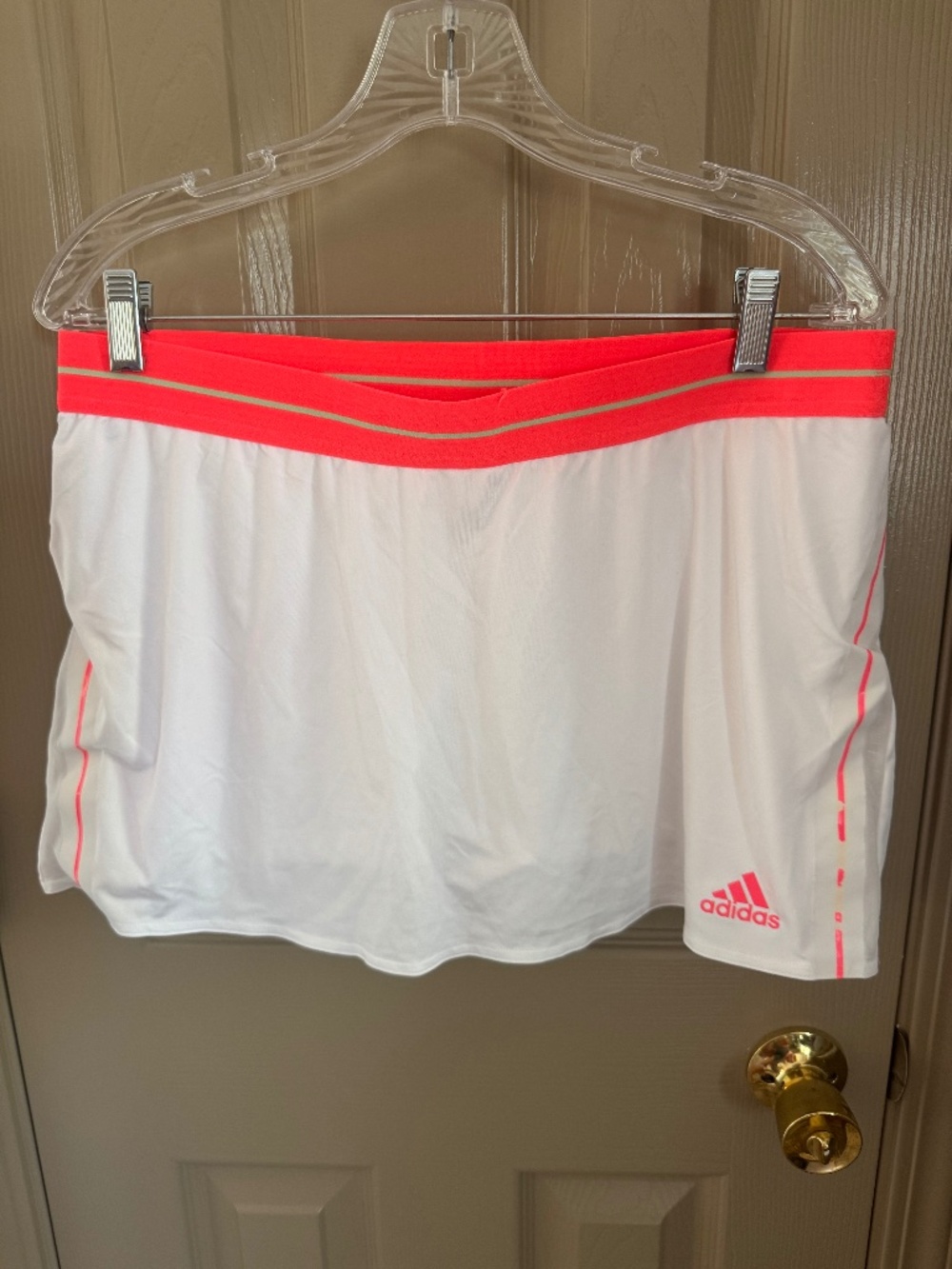 Adidas Adizero climalite white skort Sz L